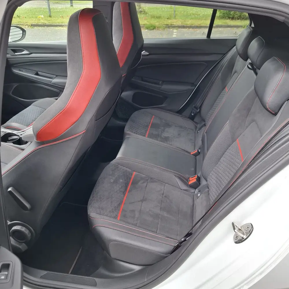Volkswagen Golf 2.0 TSI OPF 221KW Dsg7 2022 Wit uit 2022, foto 17