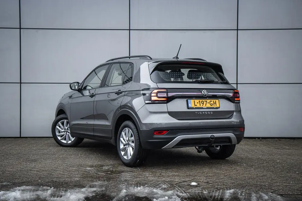 Volkswagen T-Cross 1.0 TSI 110pk DSG Style | Trekhaak | Voor uit 2021, foto 13