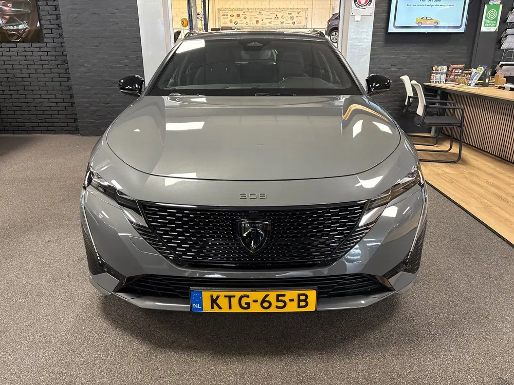 Peugeot 308 1.6 Plug-in Hybrid 180 Allure Avantage GT uit 2025, foto 2
