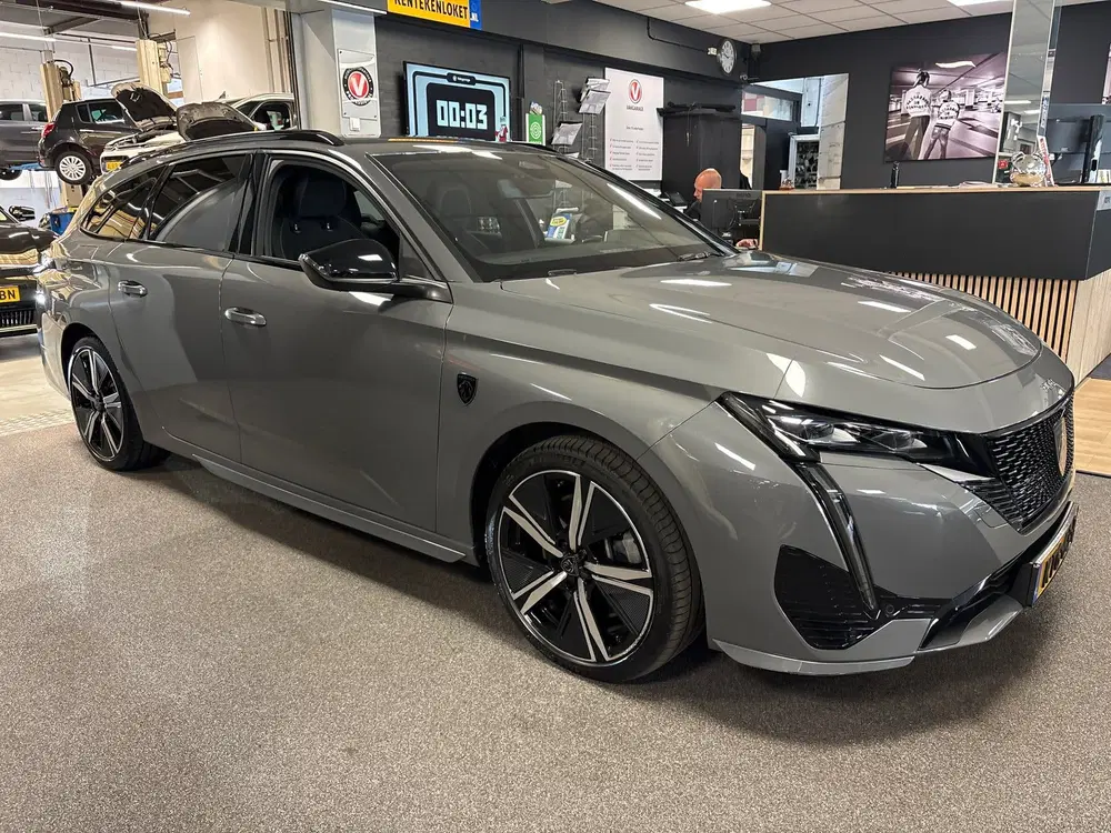 Peugeot 308 1.6 Plug-in Hybrid 180 Allure Avantage GT uit 2025, foto 3
