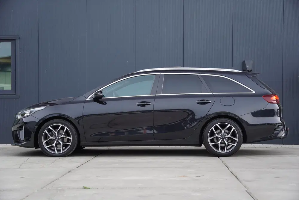 Kia Ceed 1.5 T-GDi 2021 uit 2021, foto 2