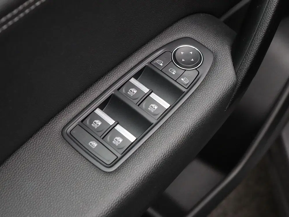 Renault Captur 1.6 E-Tech Hybrid 145 Techno uit 2024, foto 17