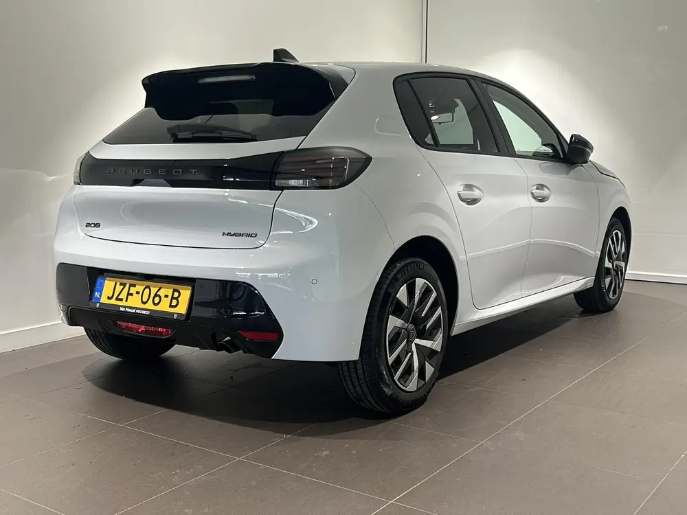 Peugeot 208 1.2 Hybrid 110 e-DCS6 Allure uit 2026, foto 4