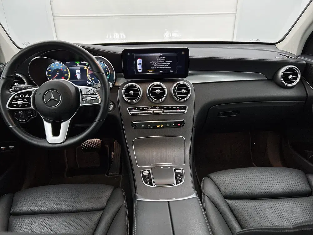 Mercedes-Benz GLC 300 e 4MATIC Business Solution Luxury Pano uit 2022, foto 5
