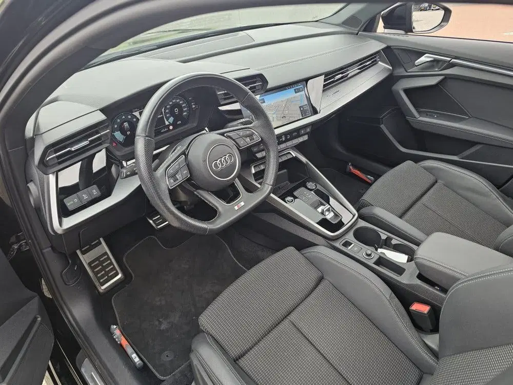 Audi A3 35 TFSI S edition uit 2023, foto 10
