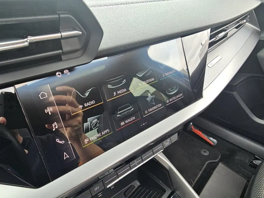 Audi A3 35 TFSI S edition uit 2023, foto 19