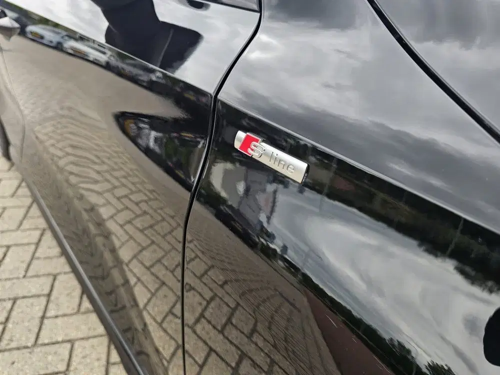Audi A3 35 TFSI S edition uit 2023, foto 7