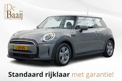 Mini Cooper 1.5 Cooper Essential uit 2021