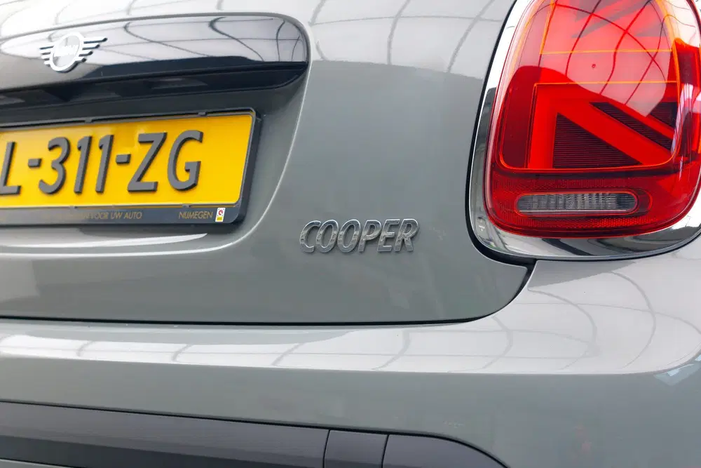 Mini Cooper 1.5 Cooper Essential uit 2021, foto 11