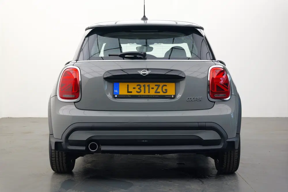Mini Cooper 1.5 Cooper Essential uit 2021, foto 8