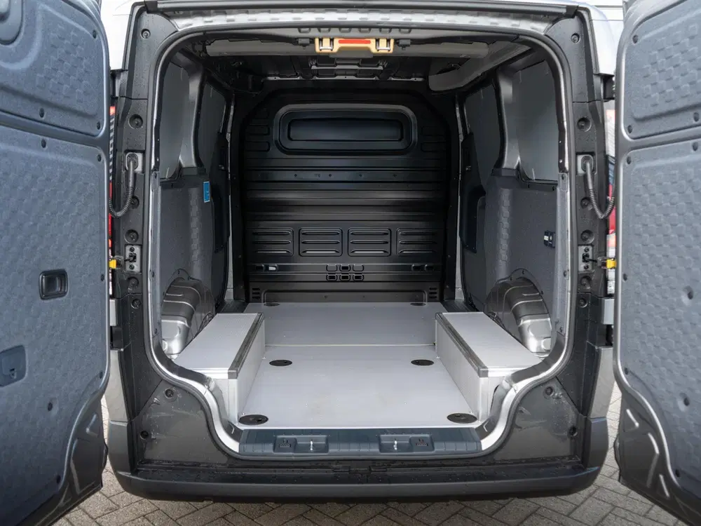 Kia PV5 L2H1 Elite Executive 71.2 kWh VOORRAAD uit 2026, foto 9