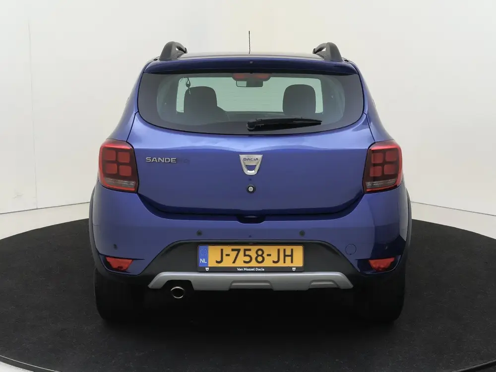 Dacia Sandero 1.0 TCe 100 PK Stepway Serie Limitee 15th Anni uit 2020, foto 11