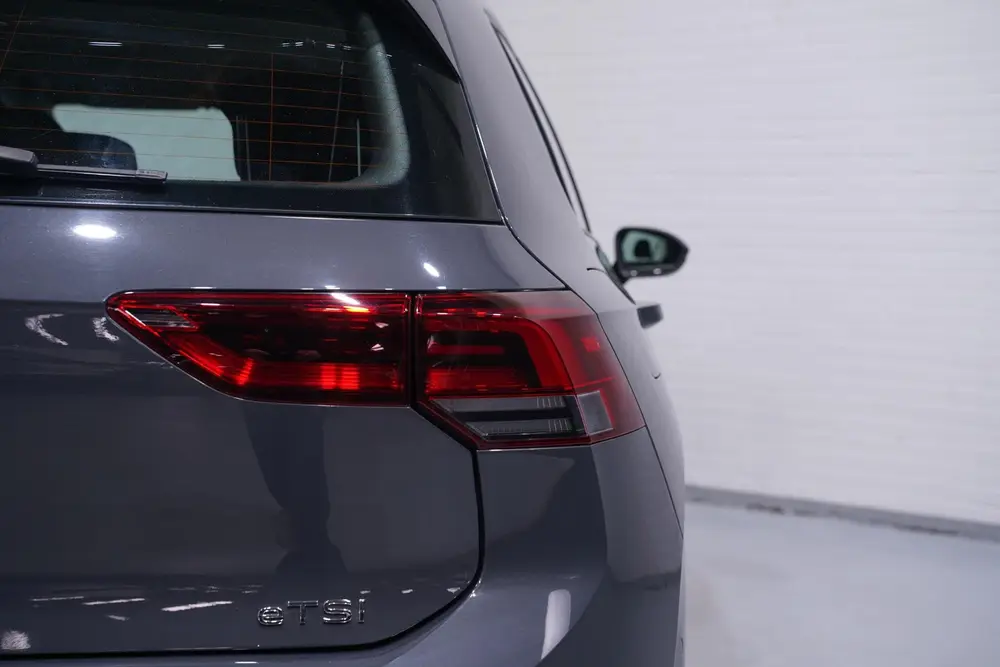 Volkswagen Golf 1.0 eTSI Life Business Apple Carplay Camera uit 2020, foto 14
