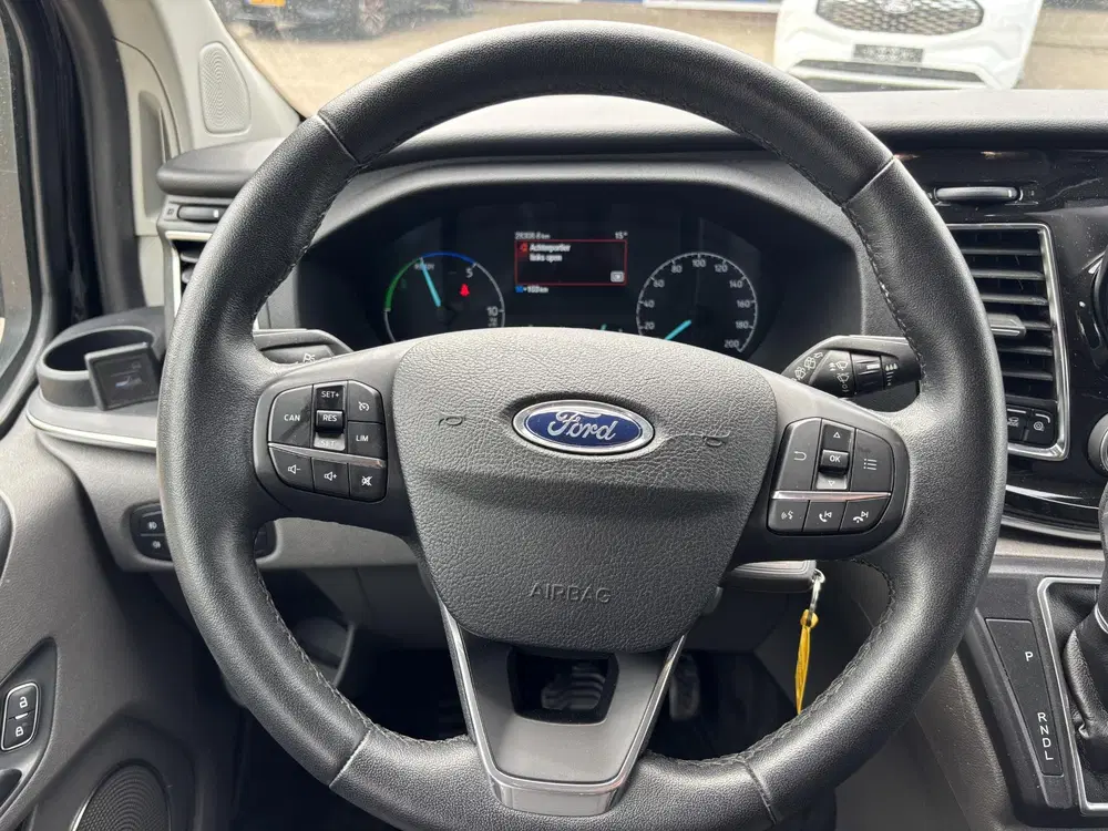Ford Transit Custom 320 1.0 EcoBoost L1H1 PHEV Titan uit 2021, foto 11