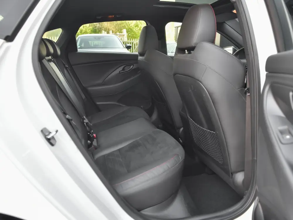 Hyundai I30 2.0 T-GDI N2 Performance Pano Memory Keyless 19 uit 2019, foto 13