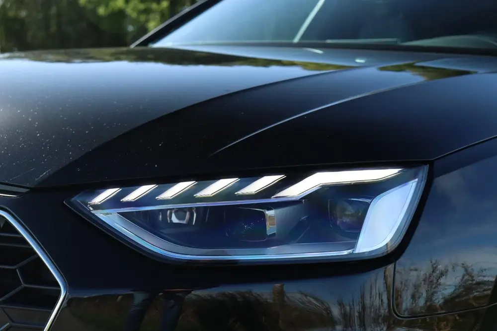 Audi A4 35 TFSI uit 2021, foto 5