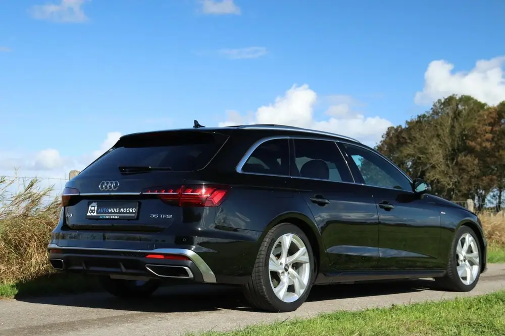 Audi A4 35 TFSI uit 2021, foto 6