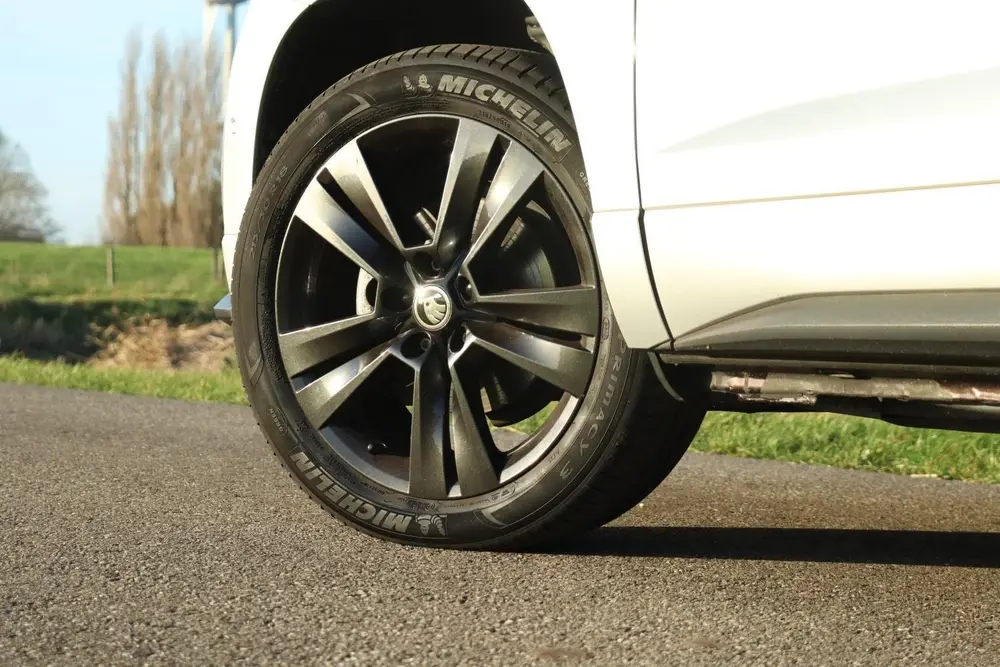 Skoda Karoq 1.5 TSI uit 2019, foto 10