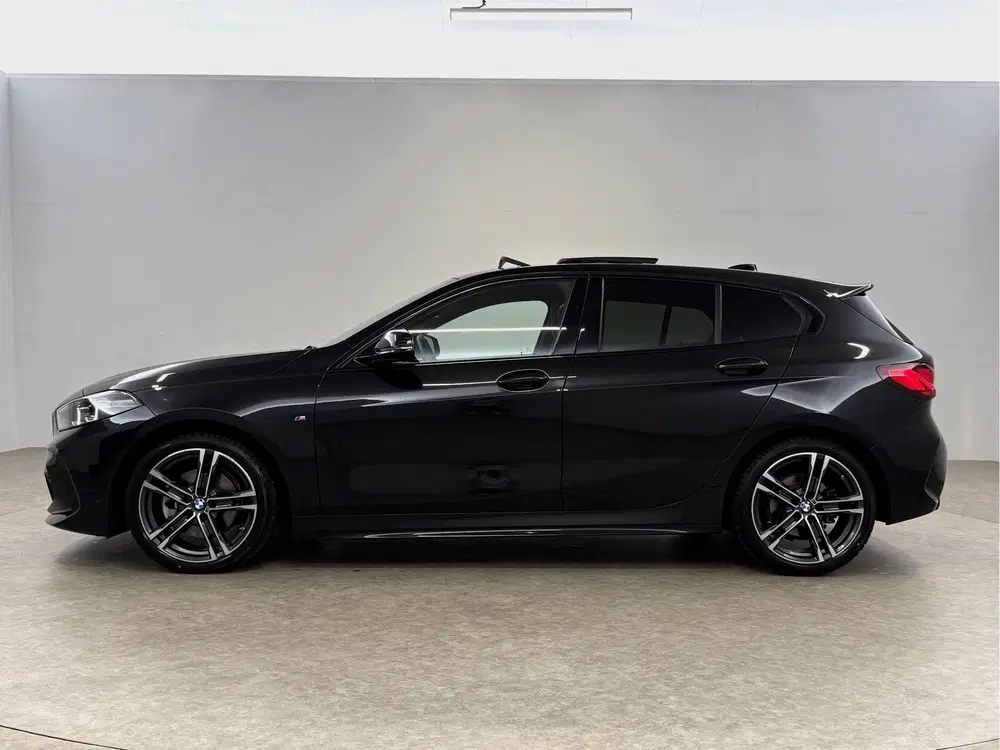 BMW 1-serie 118i M-Sport uit 2023, foto 10