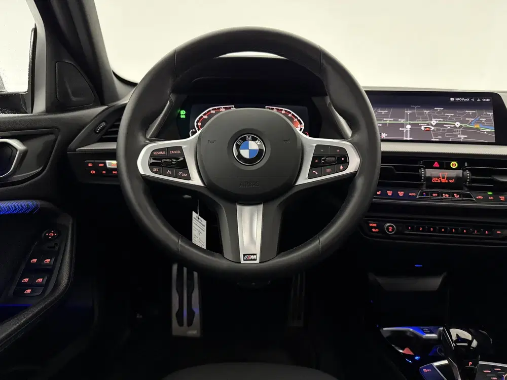 BMW 1-serie 118i M-Sport uit 2023, foto 13