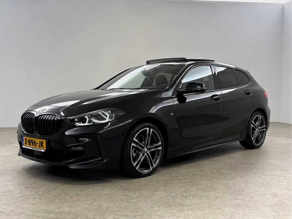 BMW 1-serie 118i M-Sport uit 2023, foto 6