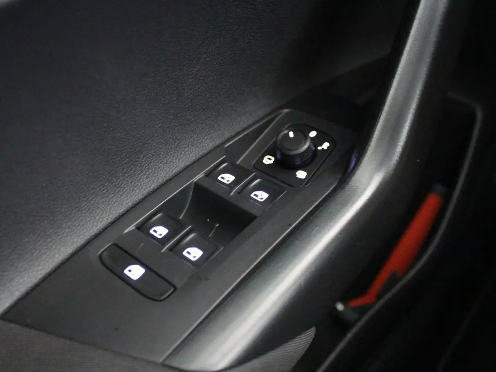 Volkswagen Taigo 1.0 TSI Life Business (bj 2022, automaat) uit 2022, foto 10