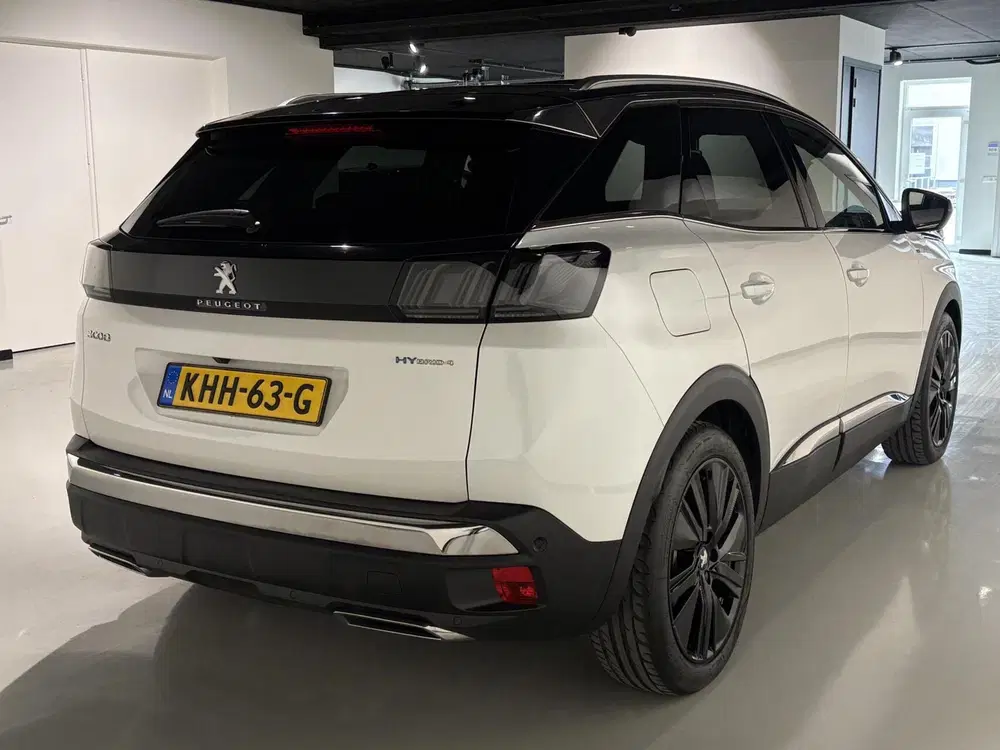 Peugeot 3008 1.6 HYbrid4 300PK GT uit 2021, foto 4