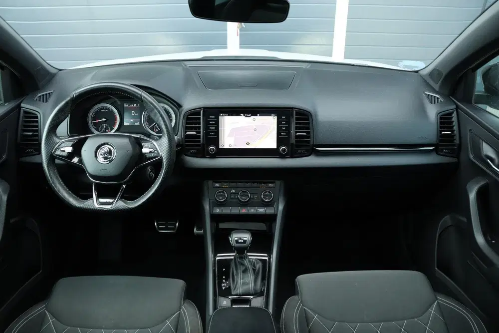 Skoda Karoq 1.5 TSI uit 2021, foto 2