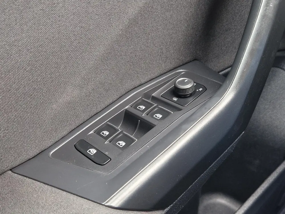 Volkswagen T-Roc 1.5 TSI Sport ADAP CRUISE STOELVERW CARPLAY uit 2021, foto 13