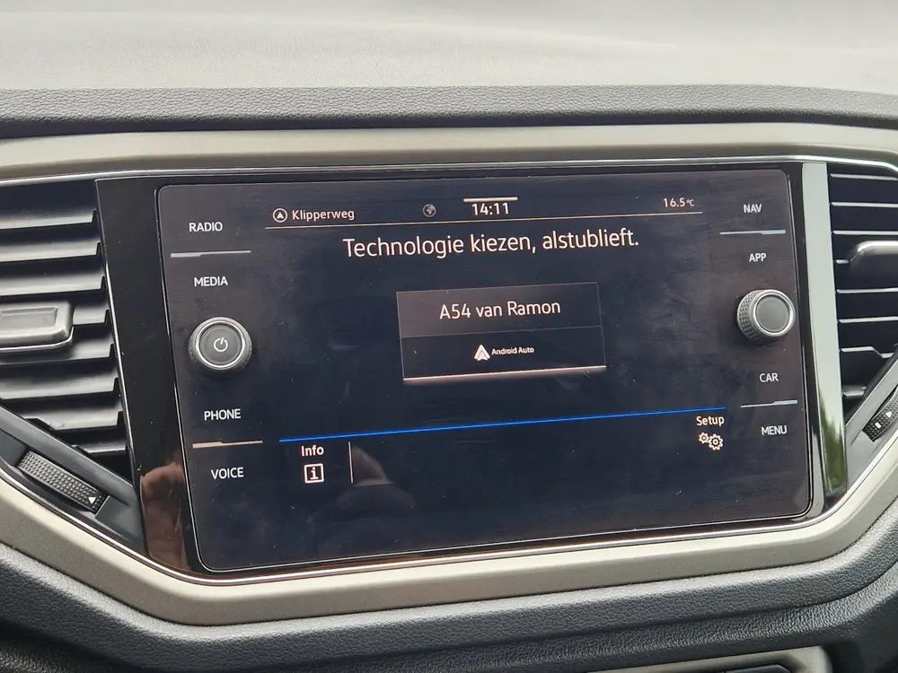 Volkswagen T-Roc 1.5 TSI Sport ADAP CRUISE STOELVERW CARPLAY uit 2021, foto 17