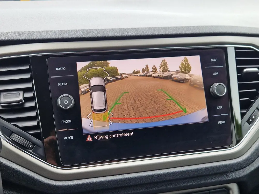 Volkswagen T-Roc 1.5 TSI Sport ADAP CRUISE STOELVERW CARPLAY uit 2021, foto 18