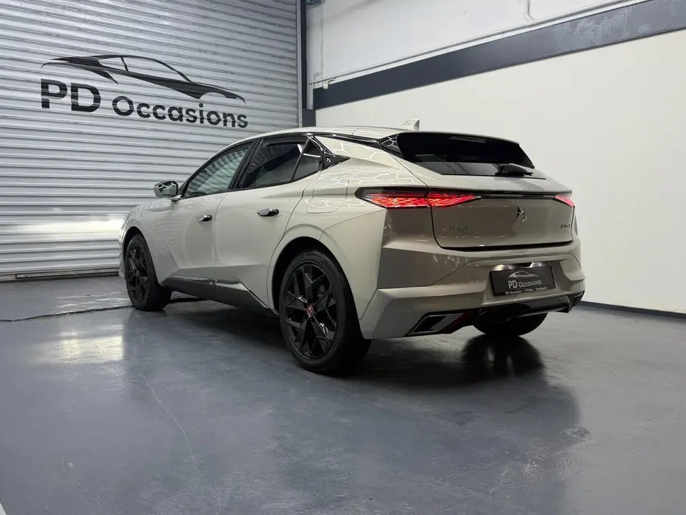 DS Automobiles DS 4 DS 4 1.6 Plug-In Hybrid 225PK Performance uit 2022, foto 3