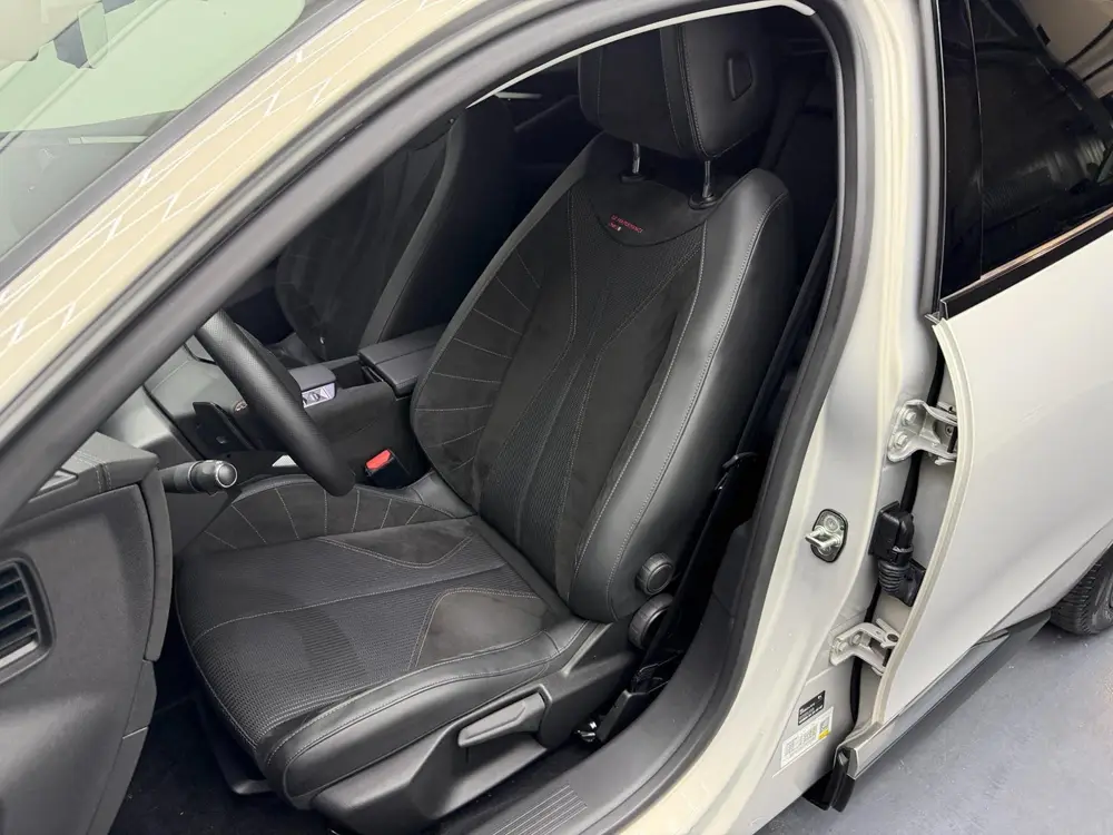 DS Automobiles DS 4 DS 4 1.6 Plug-In Hybrid 225PK Performance uit 2022, foto 9