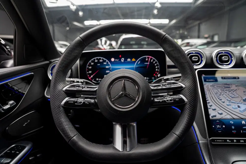 Mercedes-Benz C-Klasse 300e AMG Line Leer 360° Memor uit 2024, foto 17