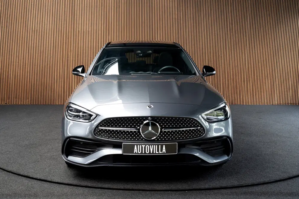 Mercedes-Benz C-Klasse 300e AMG Line Leer 360° Memor uit 2024, foto 8
