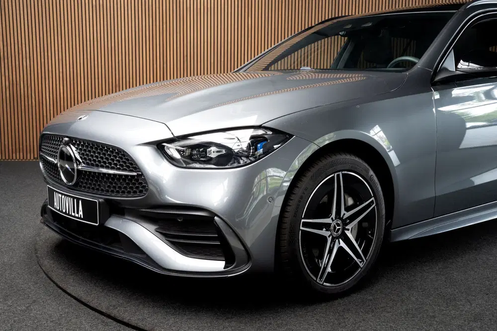Mercedes-Benz C-Klasse 300e AMG Line Leer 360° Memor uit 2024, foto 9