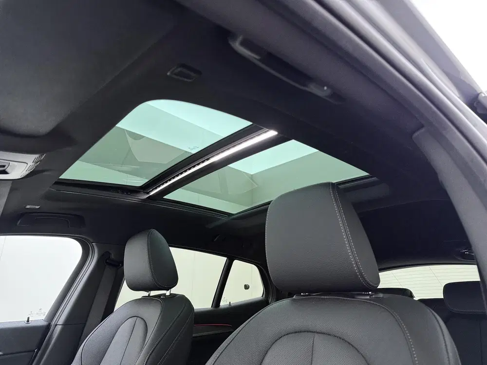 BMW X2 xDrive25e M SPORT Business Edition Plus BO uit 2022, foto 19