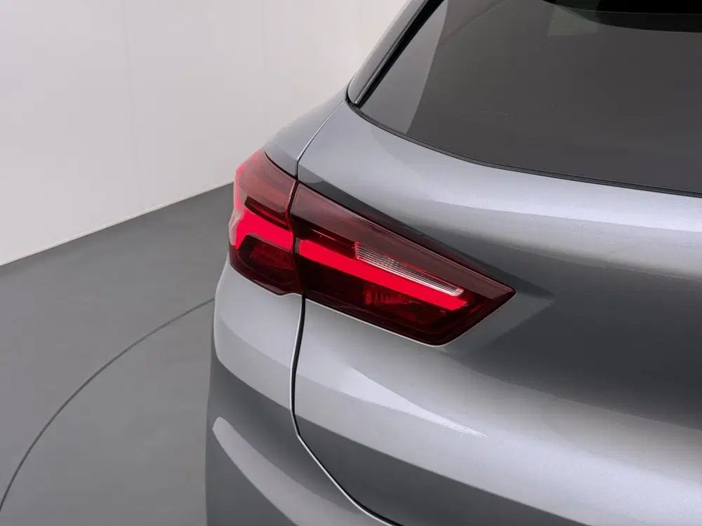 BMW X2 xDrive25e M SPORT Business Edition Plus BO uit 2022, foto 2