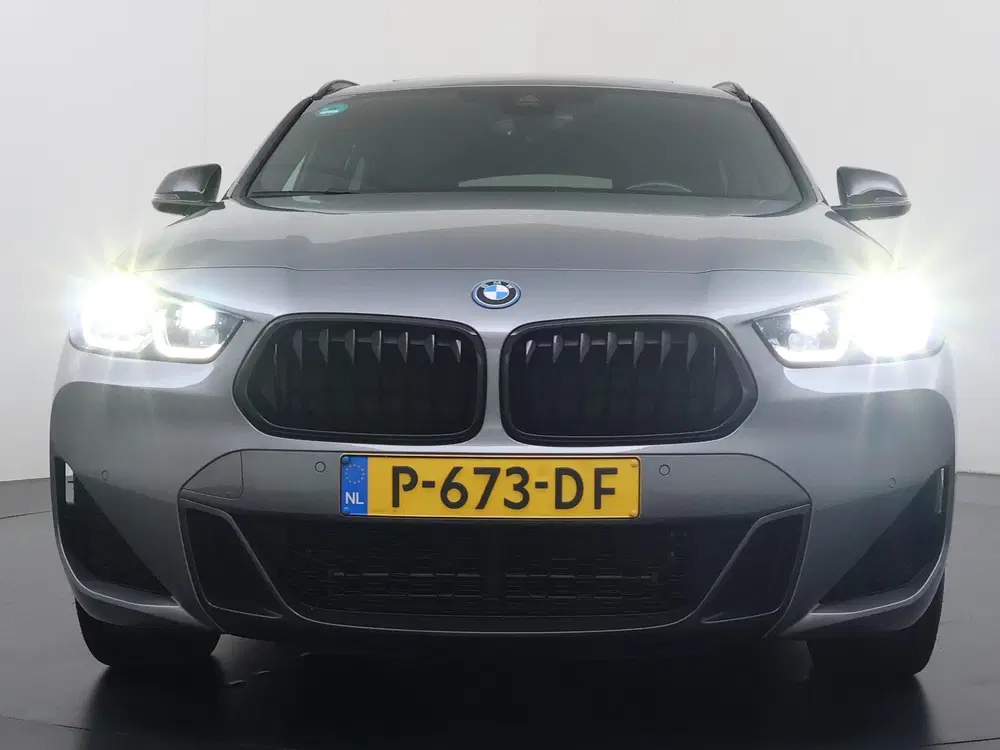 BMW X2 xDrive25e M SPORT Business Edition Plus BO uit 2022, foto 4