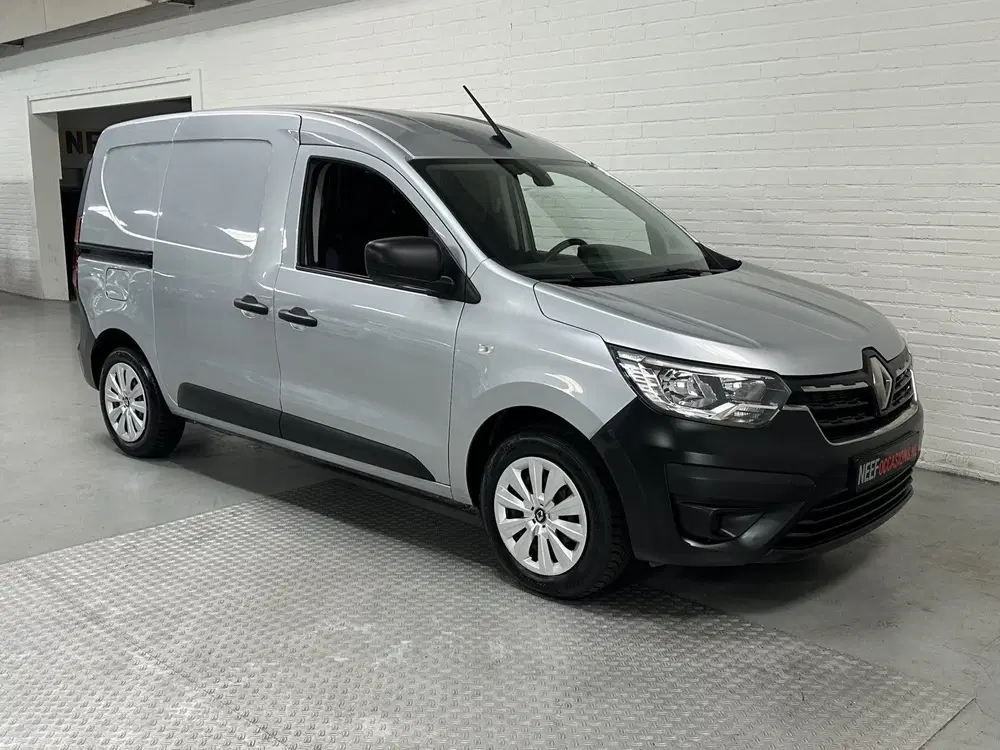 Renault Express 1.3 TCe 100 Comfort AIRCO uit 2021, foto 2