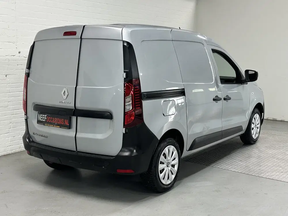 Renault Express 1.3 TCe 100 Comfort AIRCO uit 2021, foto 6
