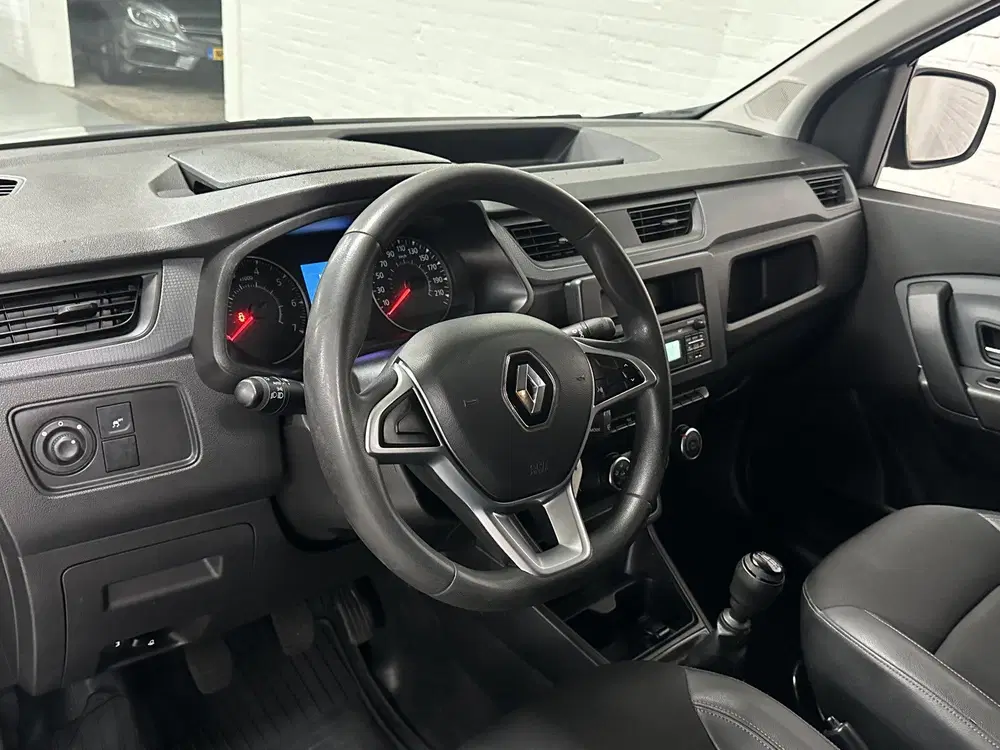 Renault Express 1.3 TCe 100 Comfort AIRCO uit 2021, foto 8