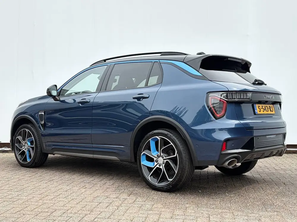 Lynk & Co 1 01 1.5 PHEV 262PK Adapt.Cruise 360° Cam Carplay P uit 2022, foto 2
