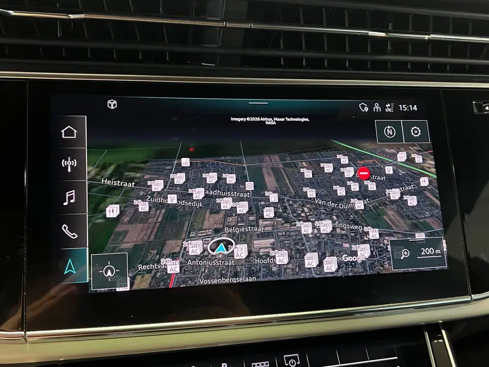 Audi Q8 55 TFSI e quattro Pro Line S uit 2021, foto 20