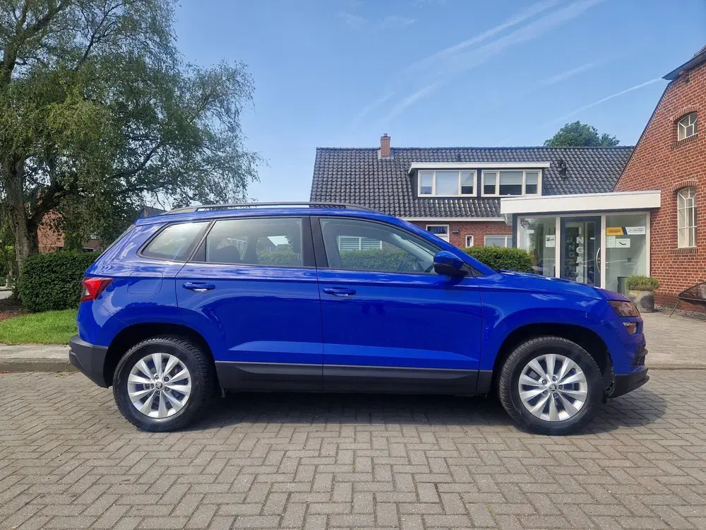 Skoda Karoq 1.5 TSI AUTOMAAT uit 2021, foto 2