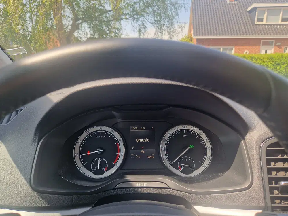 Skoda Karoq 1.5 TSI AUTOMAAT uit 2021, foto 8