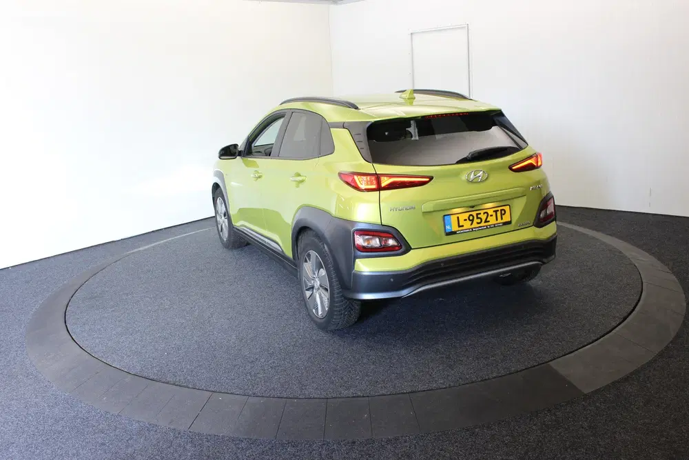 Hyundai KONA EV Fashion Design 64 kWh Warmtepomp Camera uit 2020, foto 16