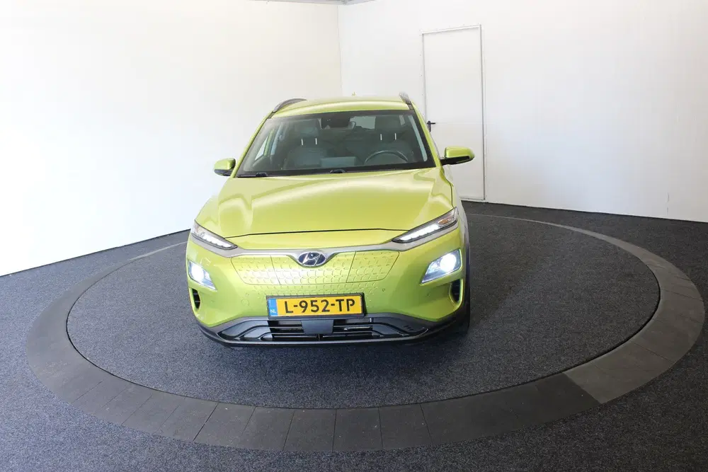 Hyundai KONA EV Fashion Design 64 kWh Warmtepomp Camera uit 2020, foto 17