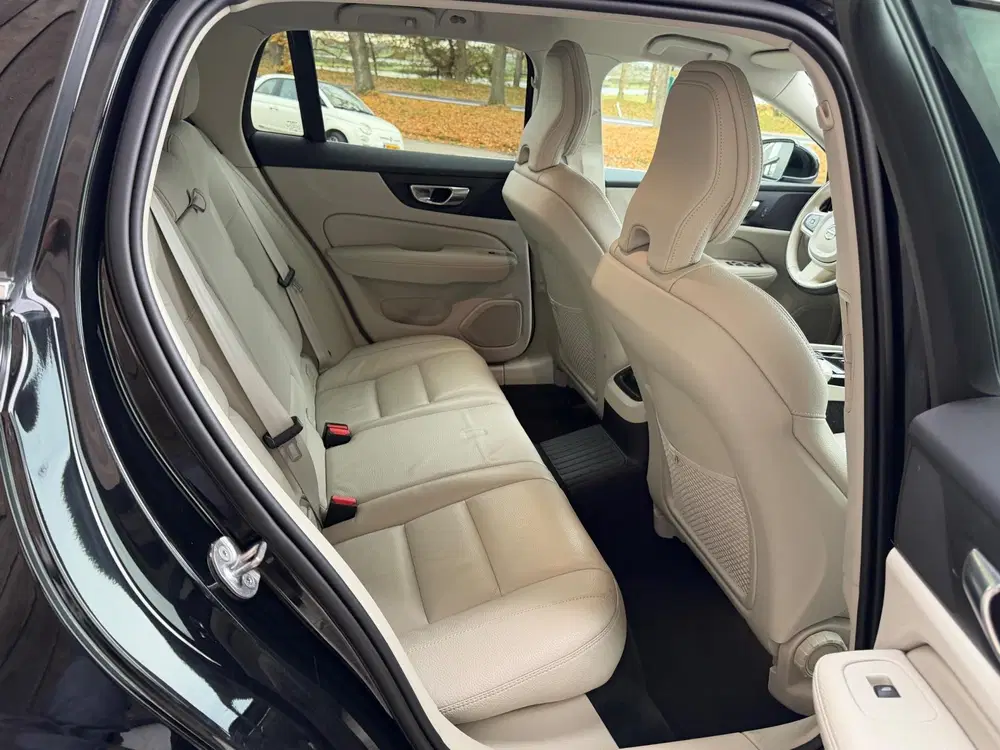 Volvo V60 2.0 T6 Recharge AWD Inscription Long Range uit 2022, foto 20