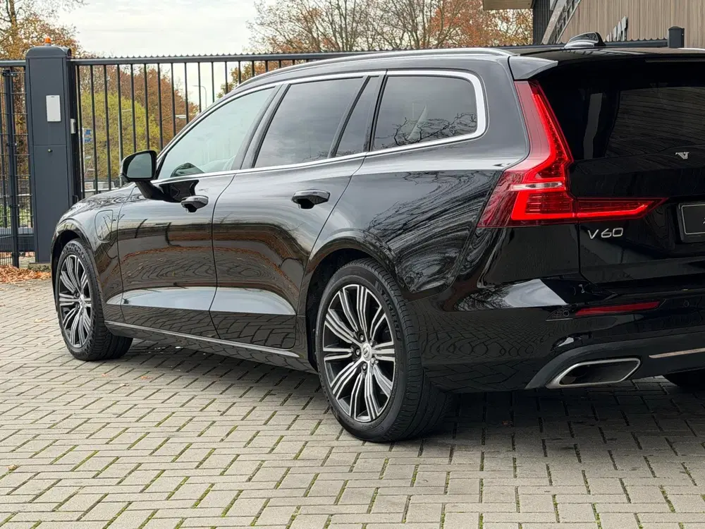 Volvo V60 2.0 T6 Recharge AWD Inscription Long Range uit 2022, foto 9